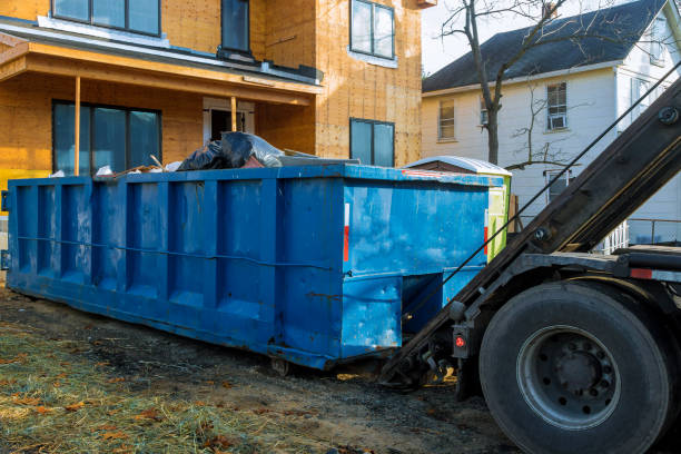 Best Garage Cleanout  in Greenhills, OH